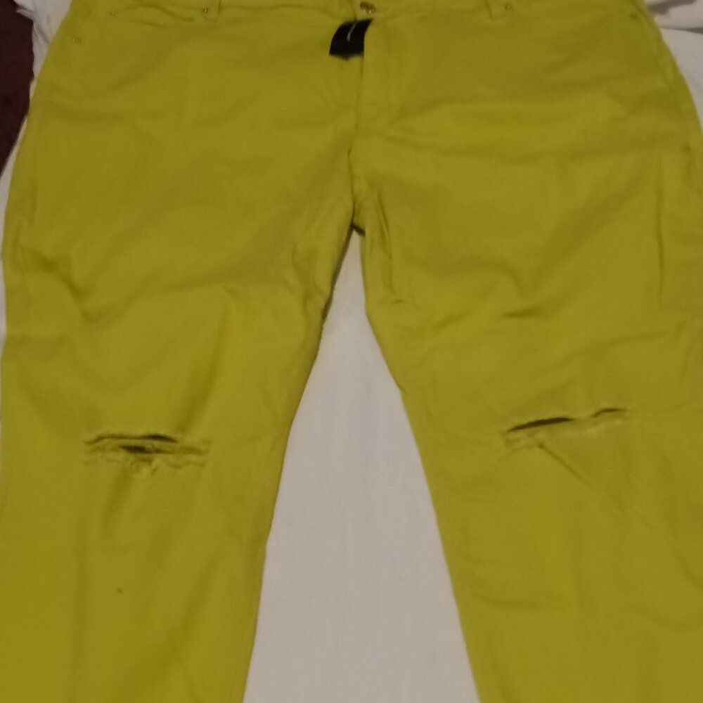 Plus size Lime ripped jeans